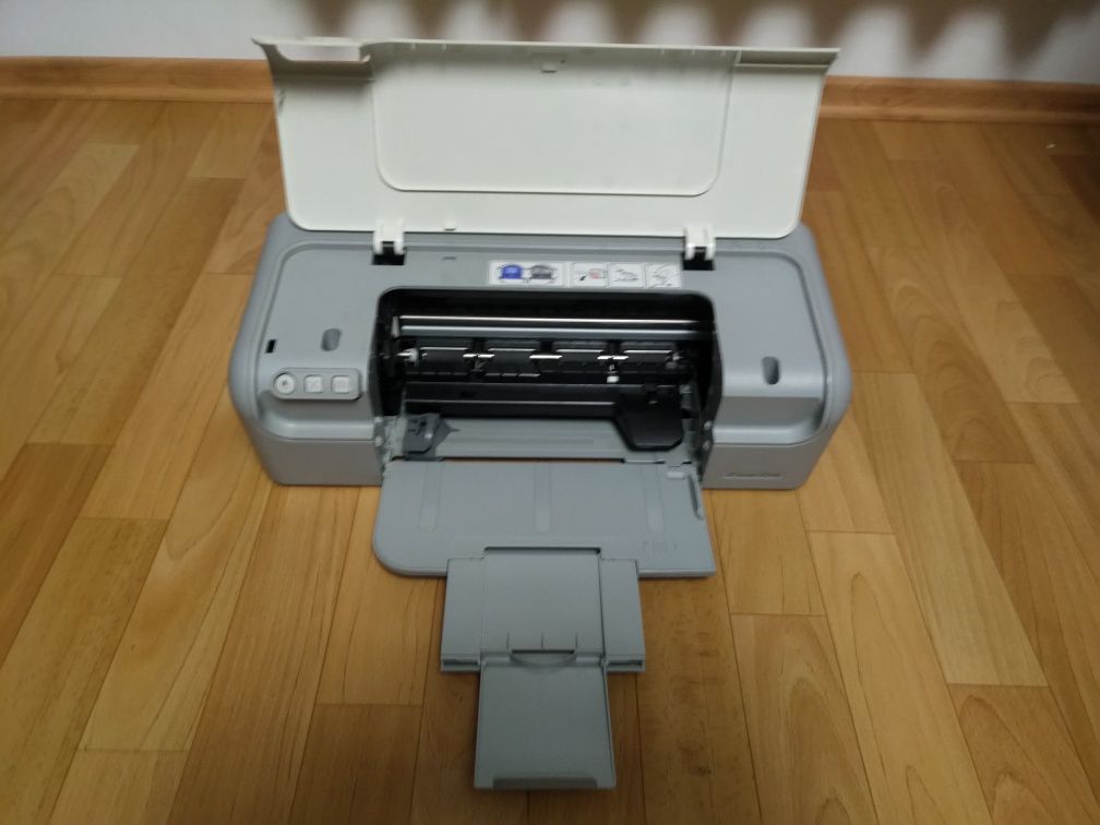 Принтер цветной HP Deskjet D2360