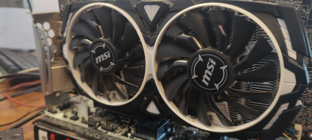 Відеокарта MSI Armor RX 480 4GB