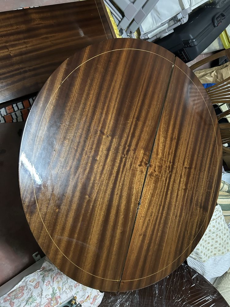 Mesa de jantar redonda, extensivel com pe central