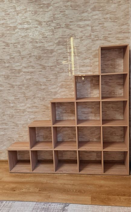 Стелаж для іграшок