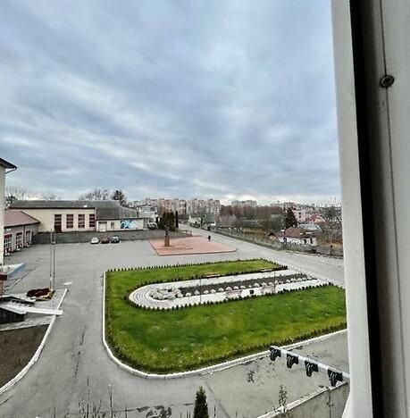 У продажі однокімнатна новобудова з ремонтом.Південно-Західний район