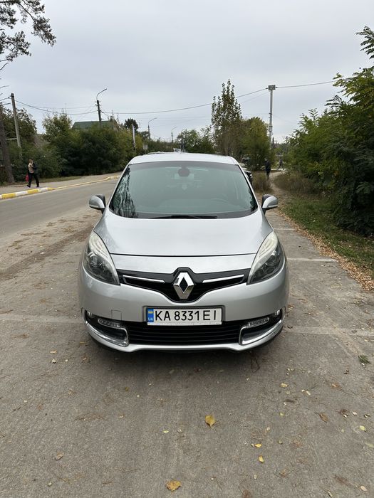 Продам Renault Grand scenic