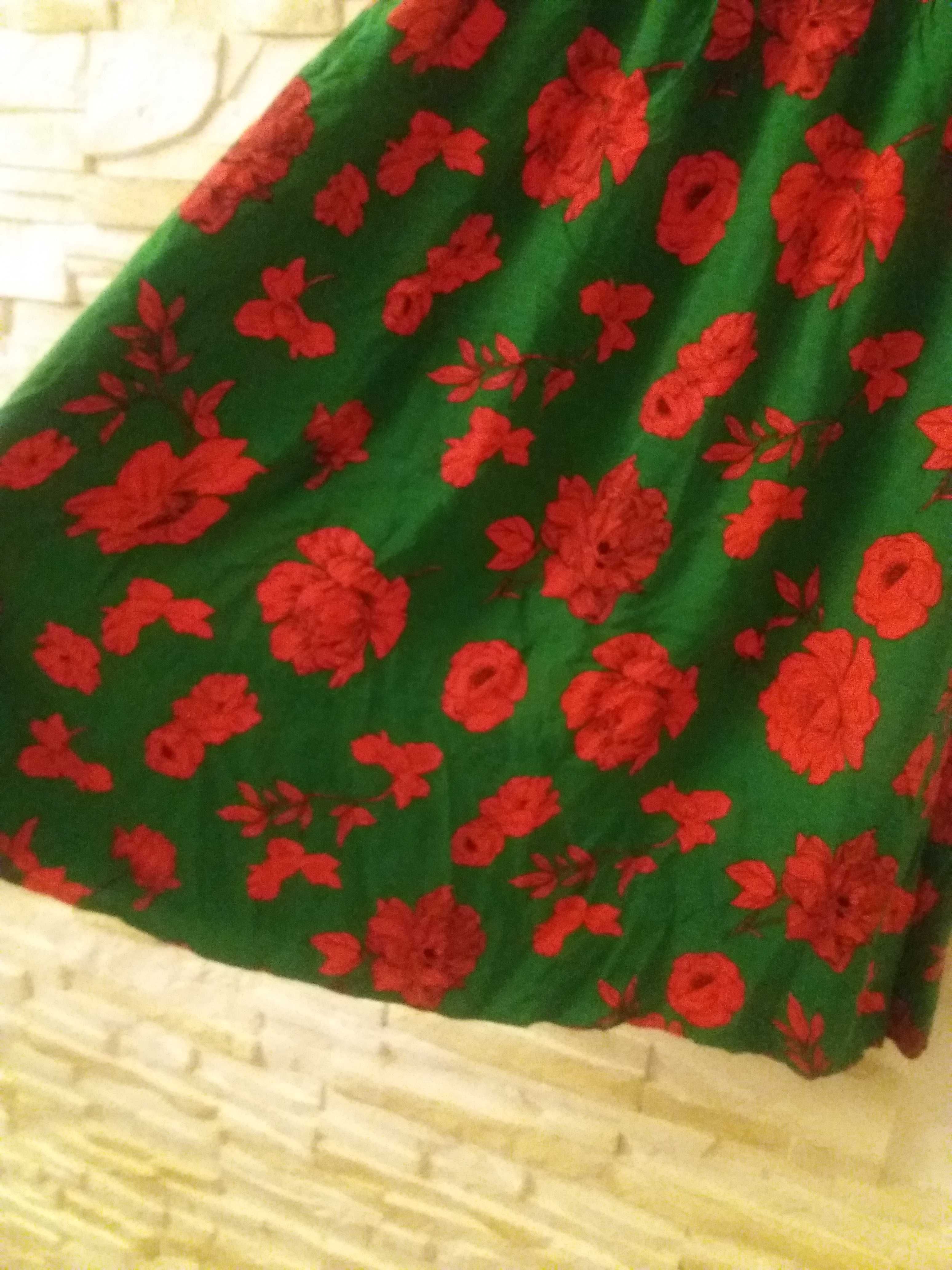 sukienka zielona M 40 czerwone kwiaty