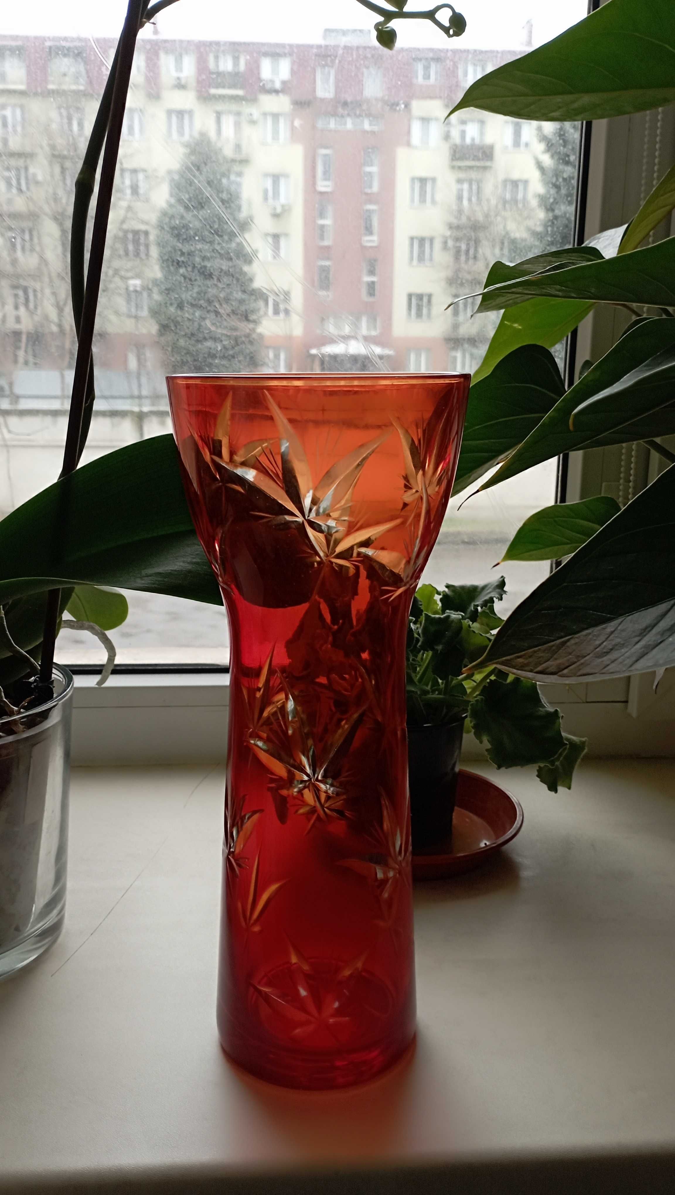 Ваза для квітів  Артемівського скляного заводу УССР (Бахмут)
