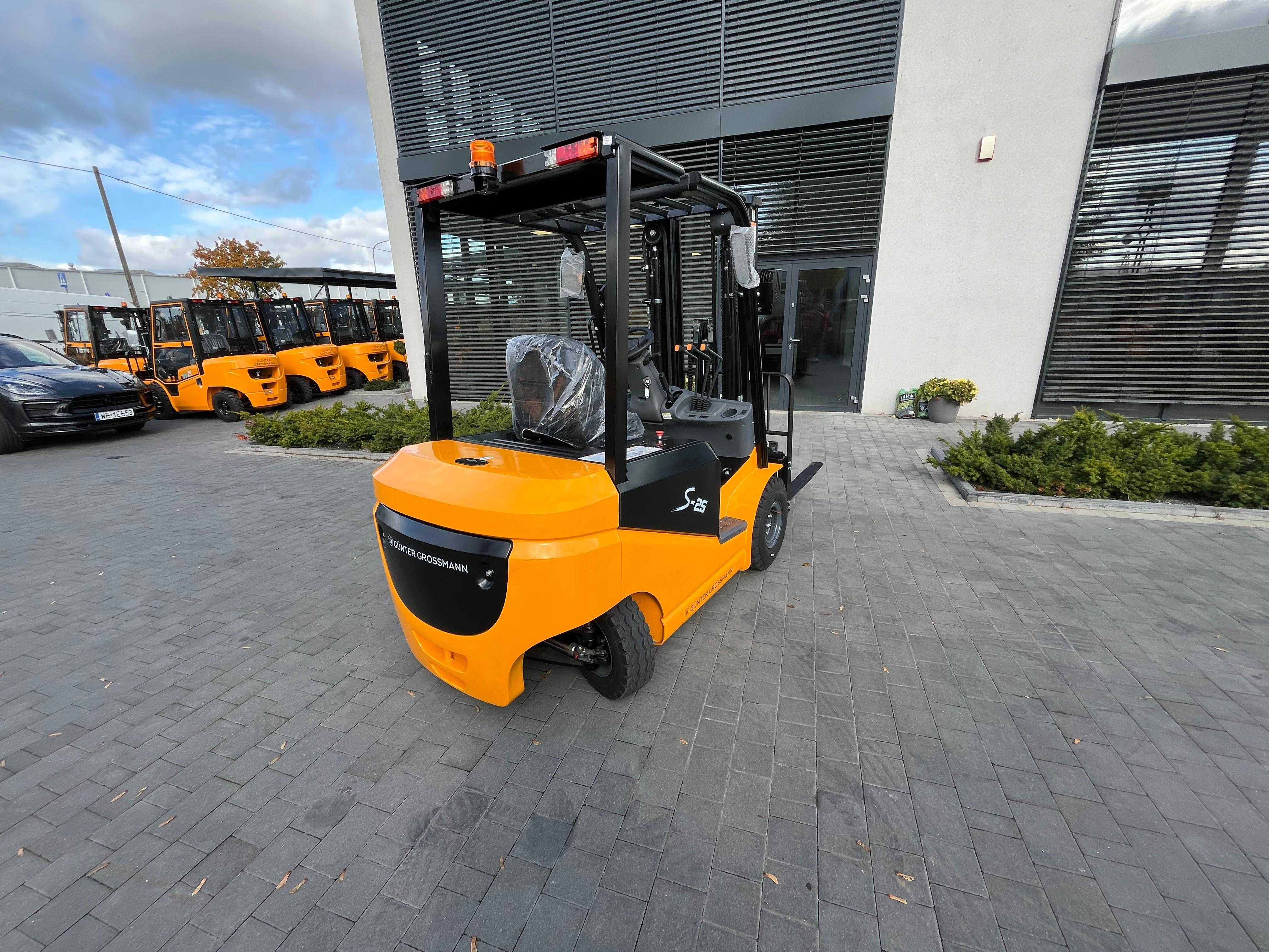 Nowy elektryczny wózek widłowy Gunter Grossmann S25. 2,5T - triplex