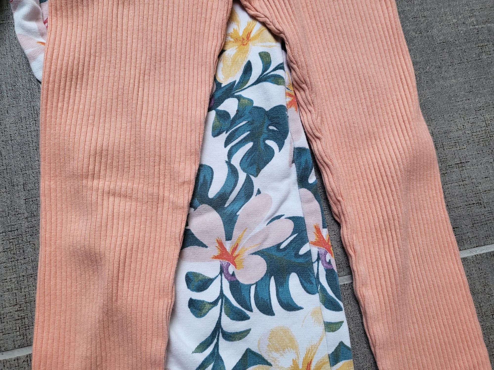 128 reserved spodnie dresowe dresy legginsy pepco jak nowe