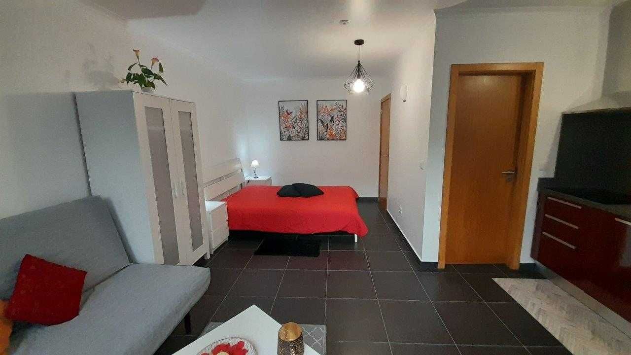 Arrenda-se apartamento T0