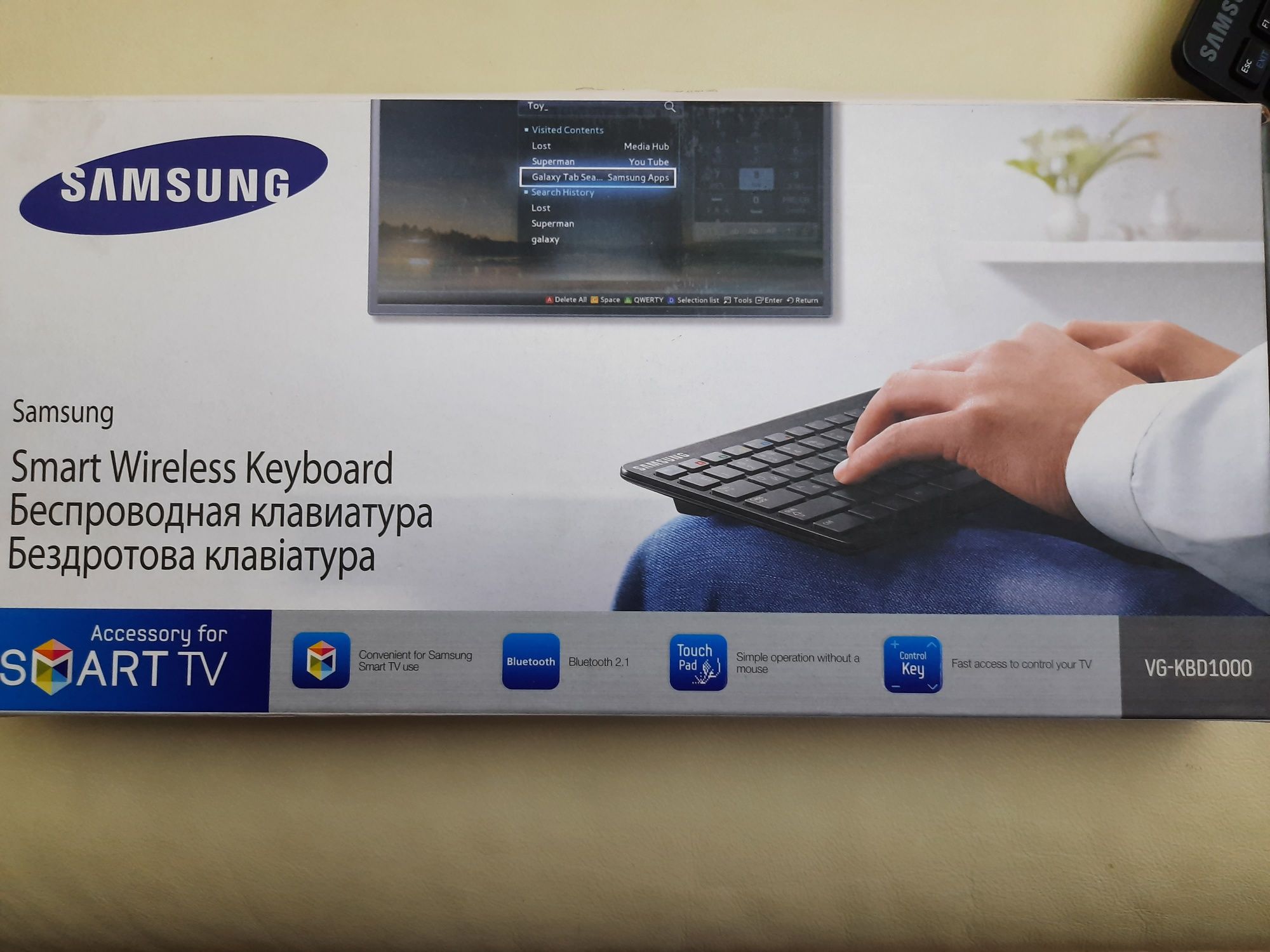 Бездротова клавіатура до ТВ Samsung VG-KBD1000/RU