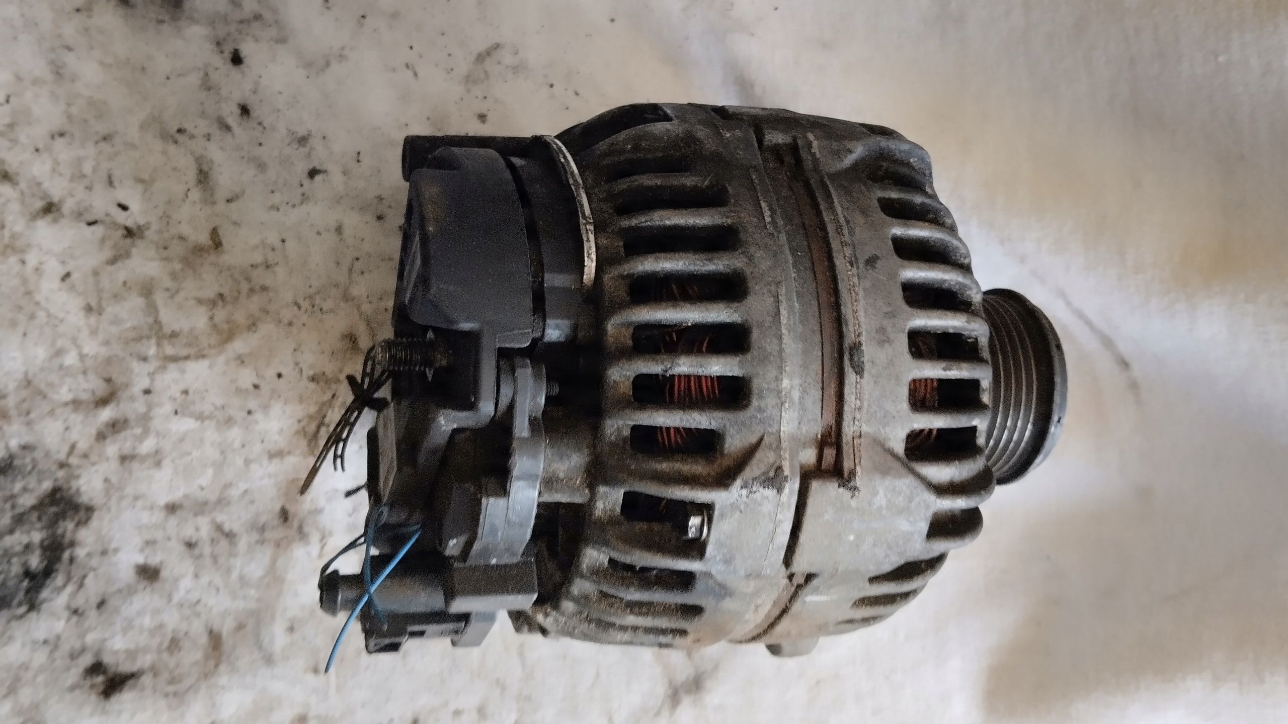 Alternator Audi A4 B7 Audi A6 C7 2.0 Tdi 06F903023J