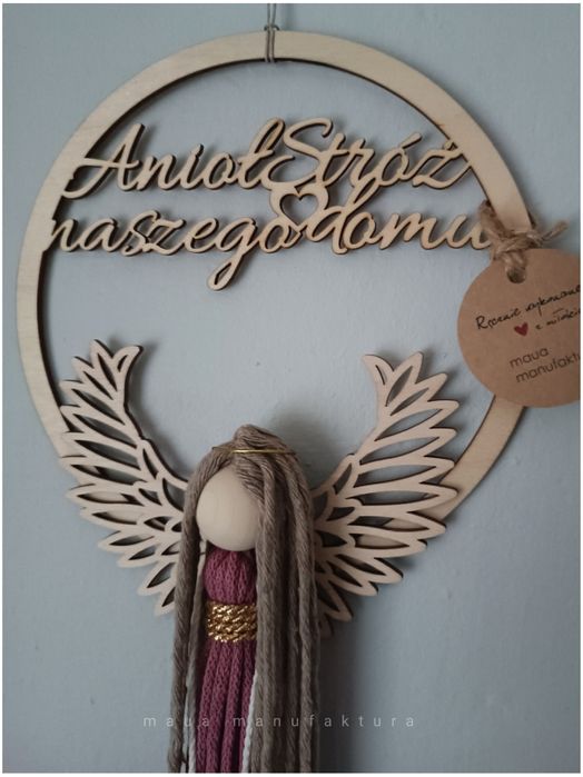 Anioł Stróż Naszego Domu makrama ze sznurka fuksja