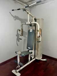 Máquina multifunções de ginásio/musculação