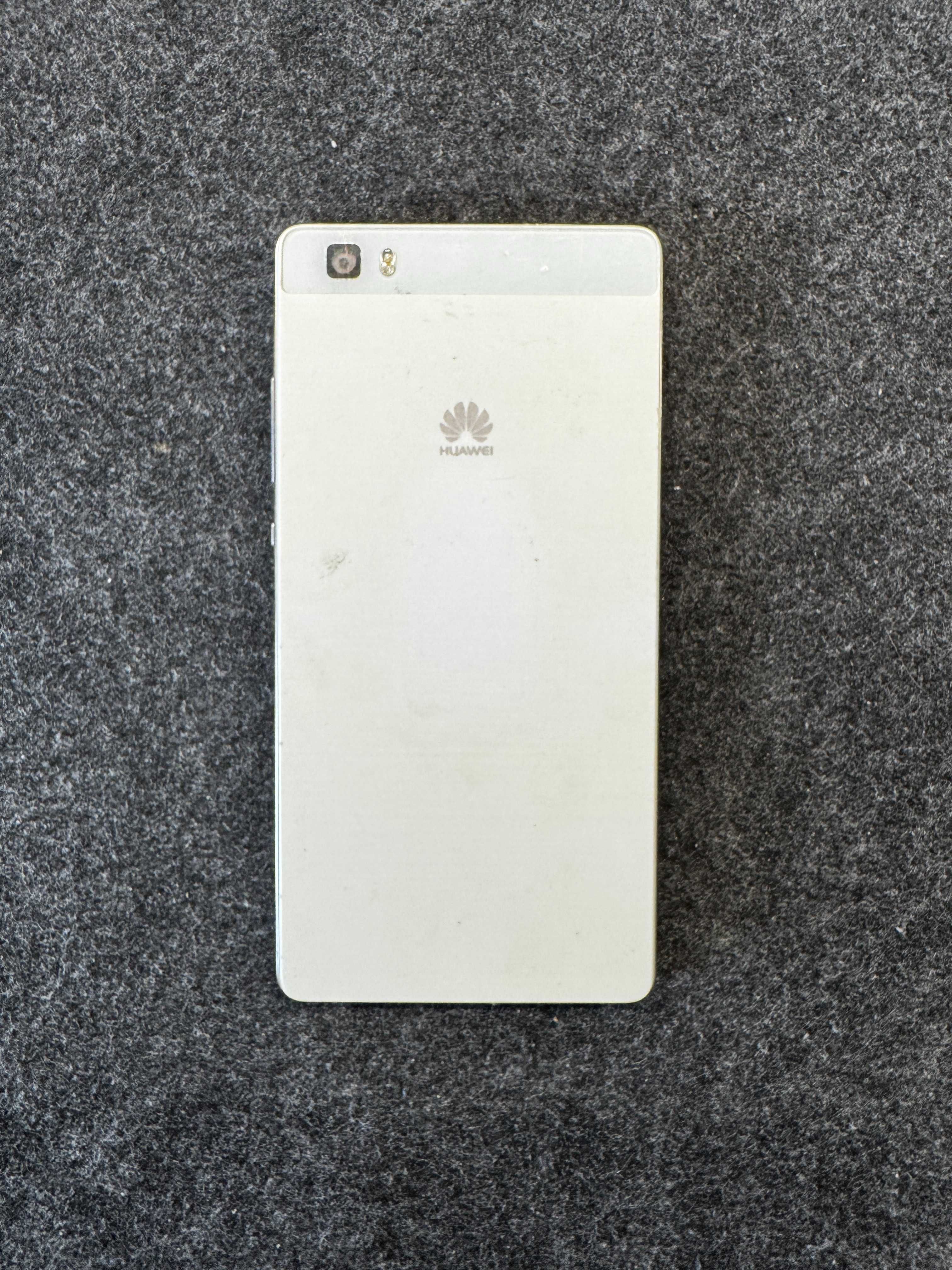 Atrapa telefonu huawei P8 Lite
