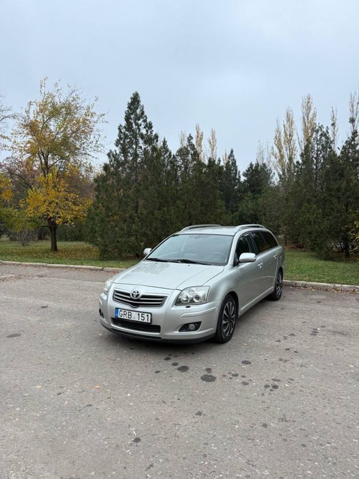 Toyota Avensis 2008р restayling 2,2d механіка 6ступка ідеальний стан