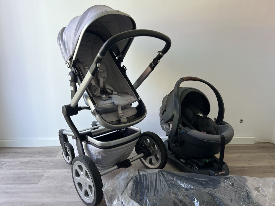 Carrinho de Bebé Trio com Isofix da marca Joolz BeSafe