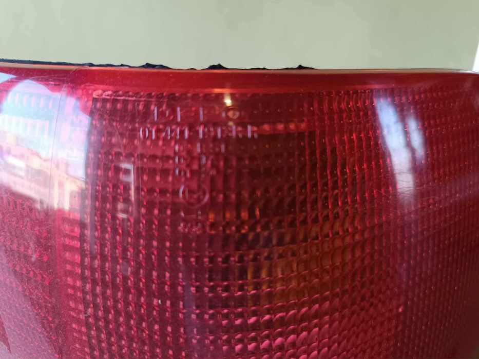 Lampa tylna prawa AUDI 80 B4