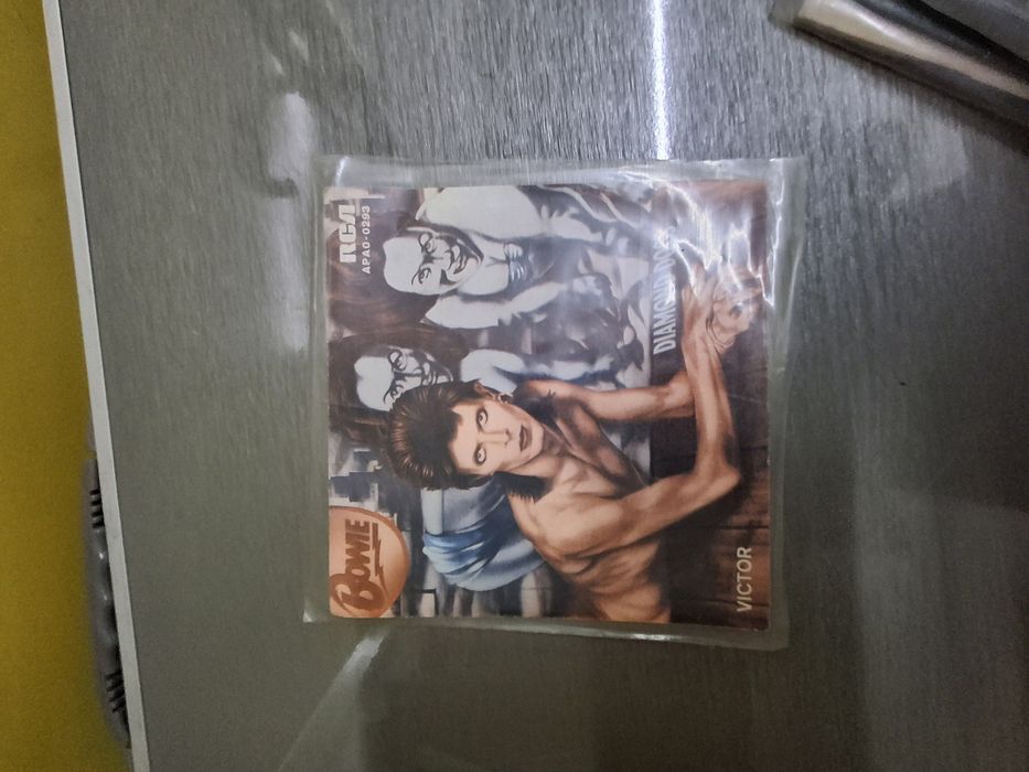 David bowie diamond dogs single so capa