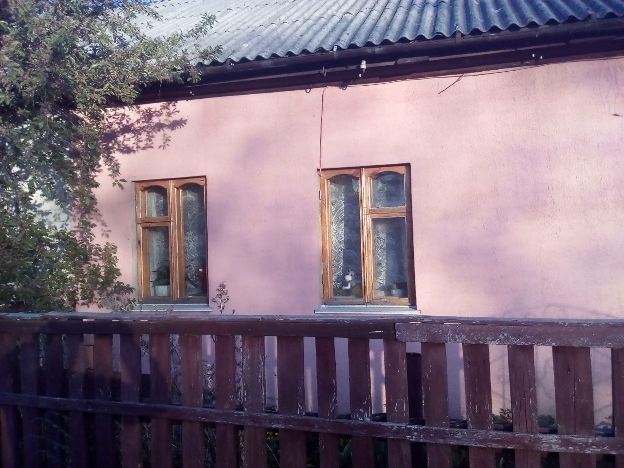 Продам половину дома, район Утоса