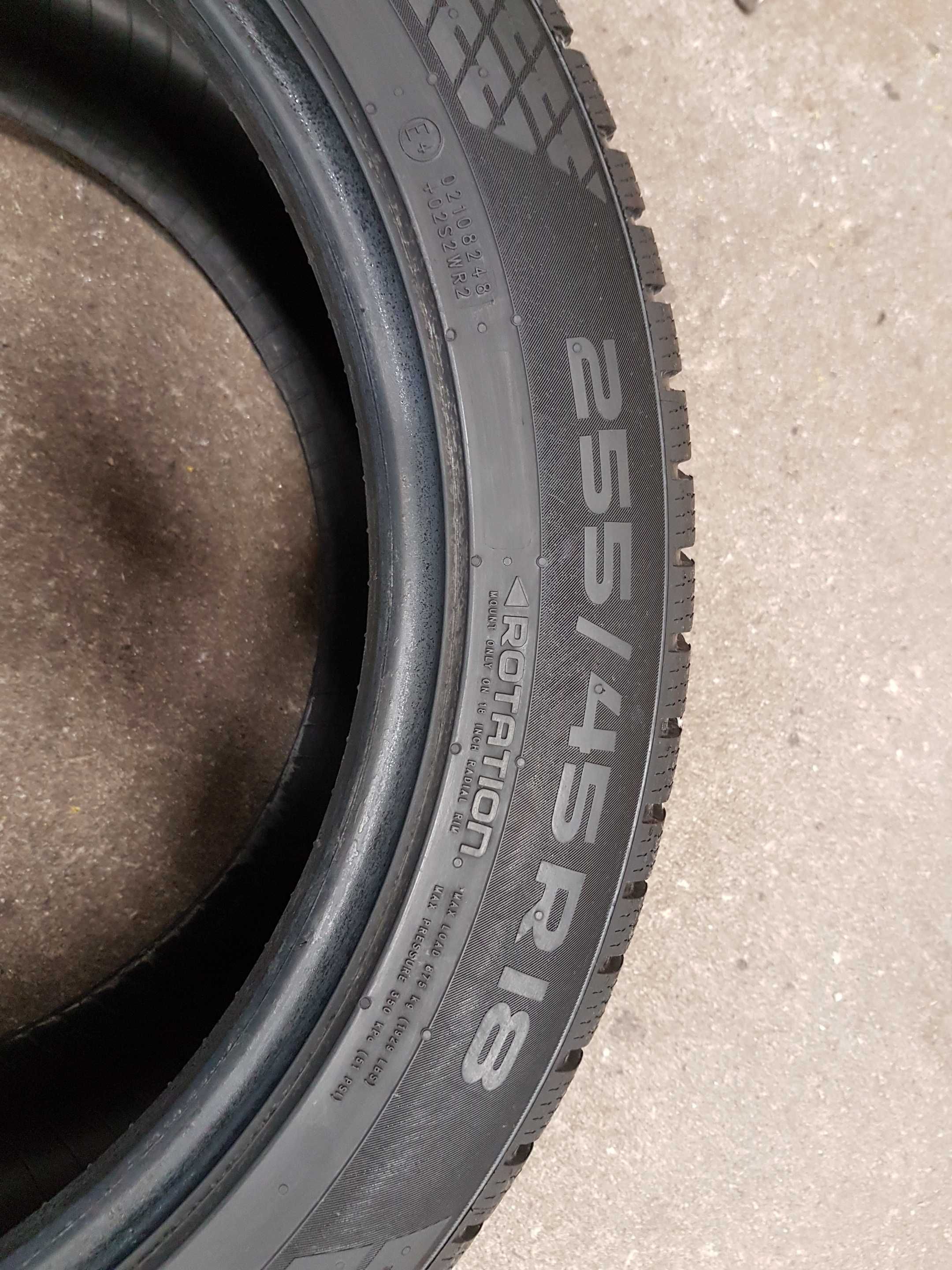 255/45 R18 Nokian WR SnowProof P
