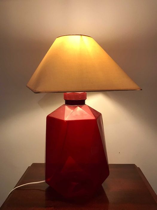 Candeeiro de mesa vermelho estilo vintage - 29€