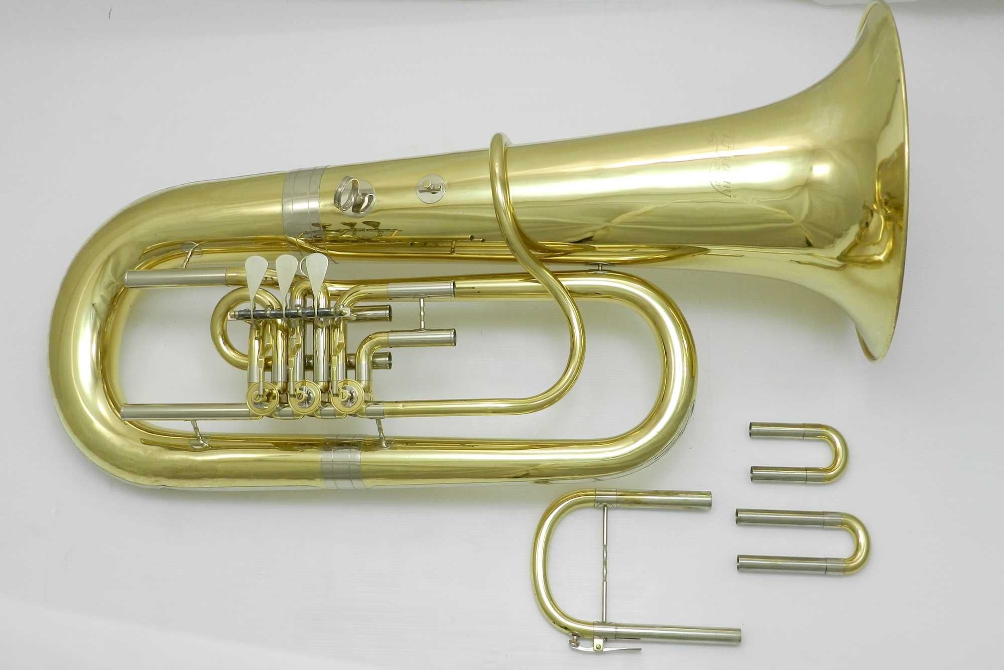 Tuba Cerveny 3 wentyle Es Po przeglądzie Lakierowana DR25-008