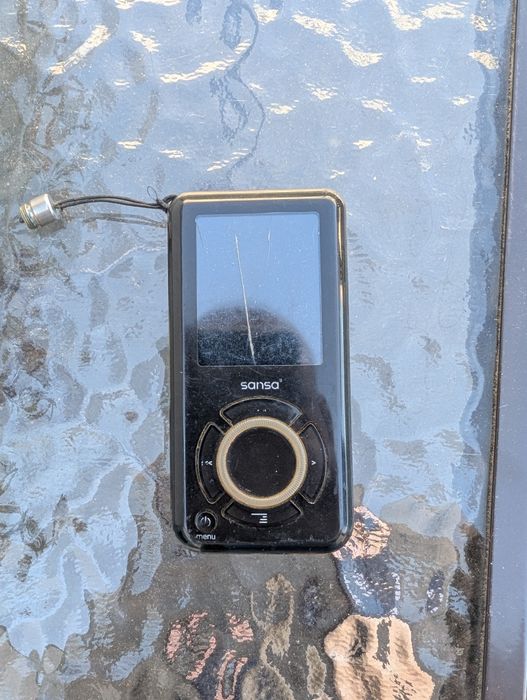 Mp3 плеєр Sansisk Sansa e260
