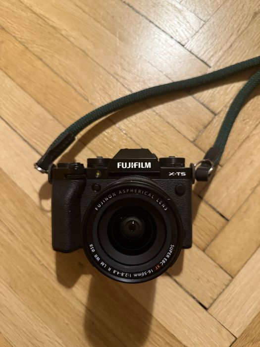 Fujifilm X-T5 XF 16-50mm f/2.8-4.8