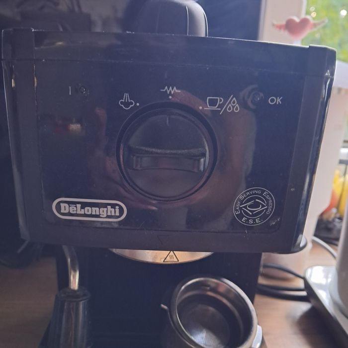 Ekspres do kawy DeLonghi typ EC151.B