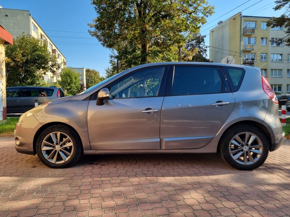 Renault  Scenic  III
