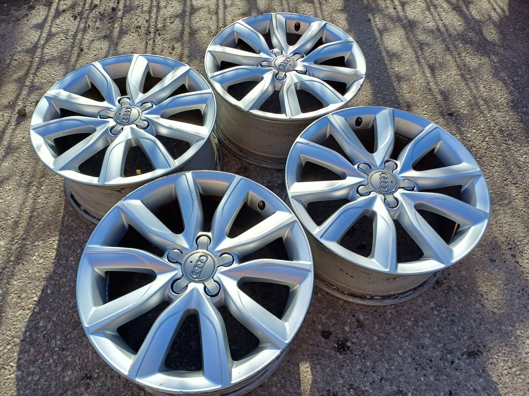 Oryginalne felgi 17" 5x112 Audi 7,5J et56 oc57,1mm