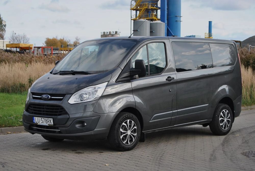 Ford Transit Custom  2017r, DOKA, 6-osobowy, 2.0 Diesel, Hak, Tempomat, Ładnie utrzymany!!!
