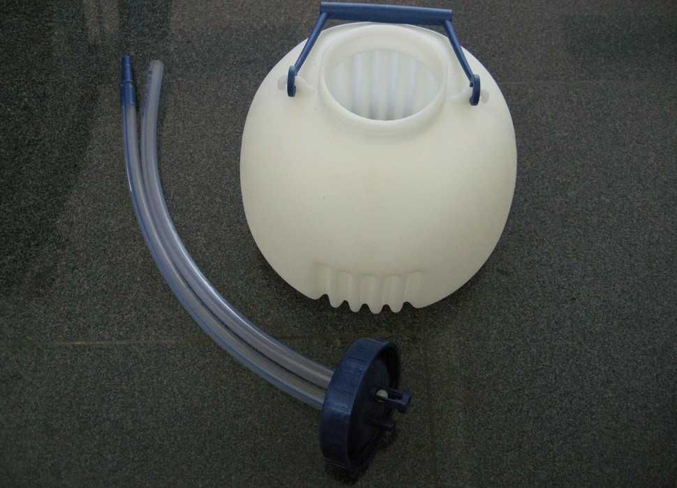 KOMPLETNY Separator do mleka bańka do oddzielnego doju ćwiartkowego 8L