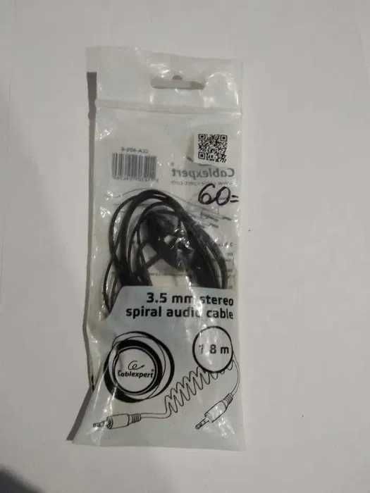 Наушники черный пластик для прослушивания музыки!