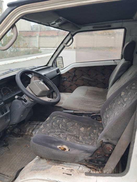 Міцубісі L300 газ бенз димить