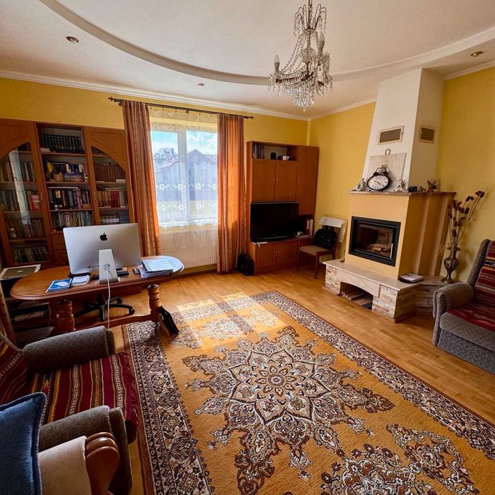 Затишний будинок в Крихівцях