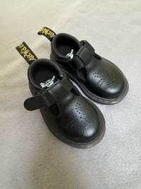 Дитячі туфлі Dr Martens 21 розмір
