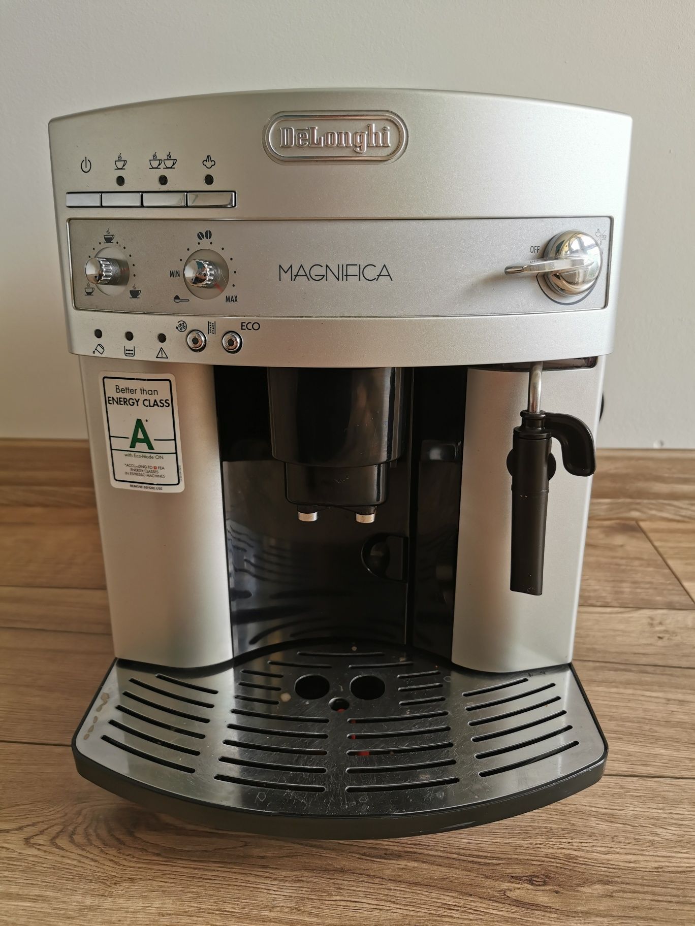 Ekspres do kawy Delonghi Magnifica