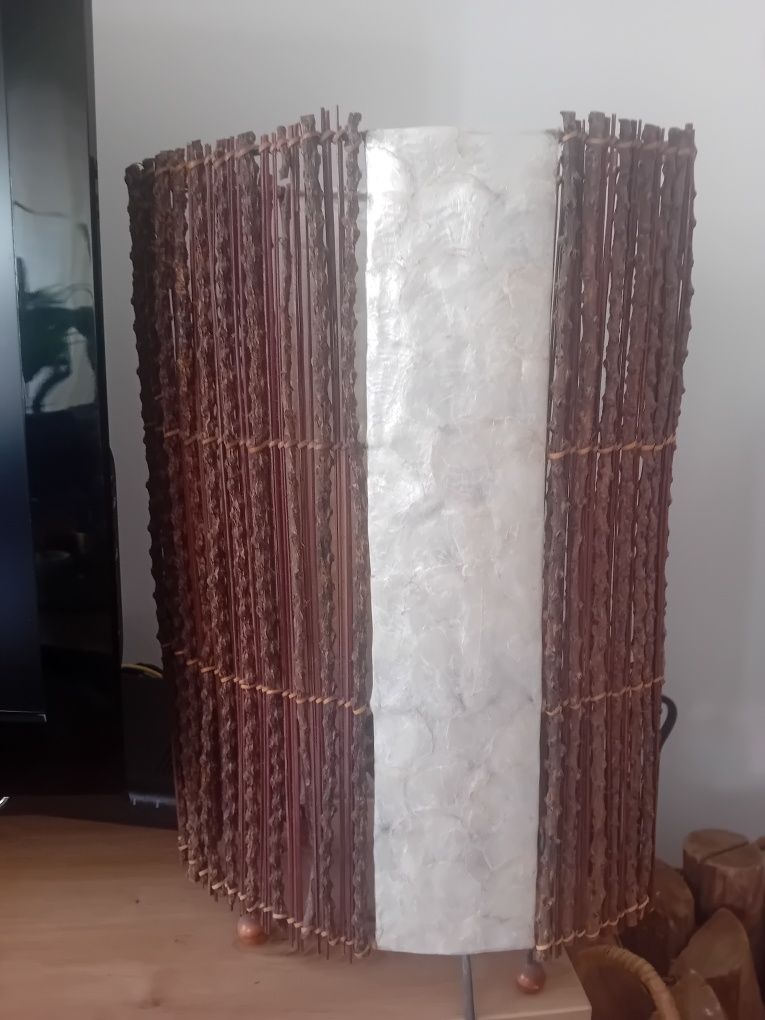 Candeeiros de mesa