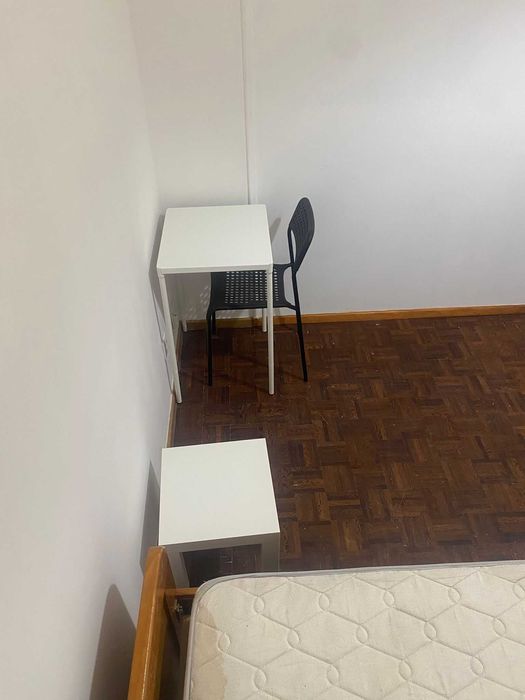 Quarto Solteiro Mem-Martins