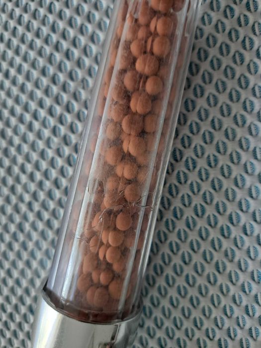 Chuveiro com 3 jatos, filtro iónico e função anticalcário