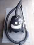 Odkurzacz Amica 1600W