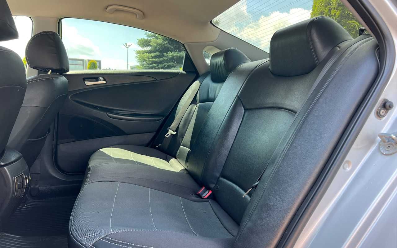 Hyundai Sonata 2011