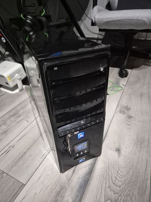 Komputer gamingowy GTX 1050 OC 16GB RAM DDR3 I5 4460