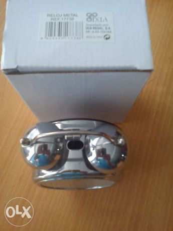 Relógio Clássico novo na caixa de óptimo acabamento