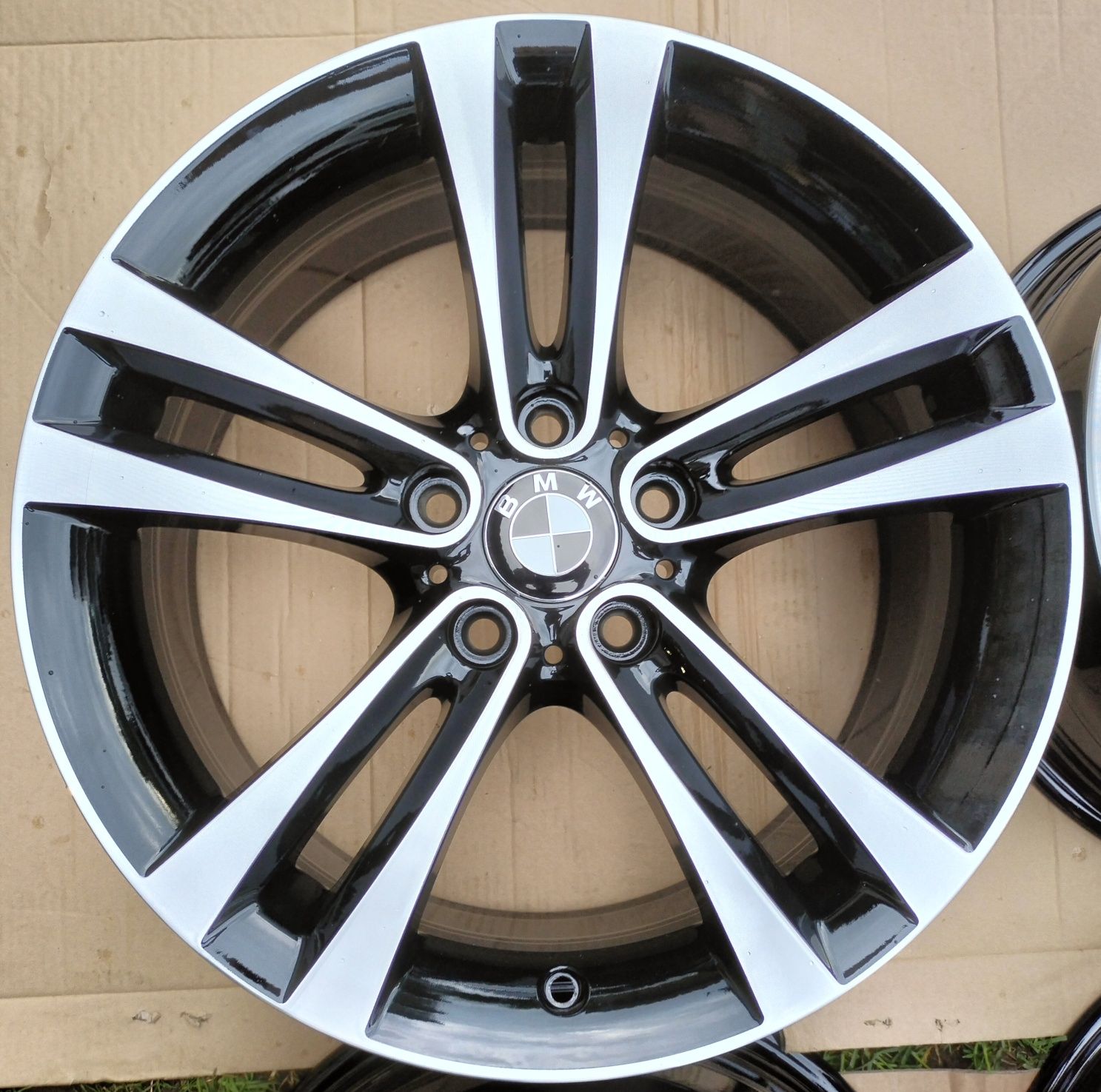 Felgi Oryginał Bmw F10 F11 F20 F30 F31 E90 E46 8Jx18 ET34 5x120