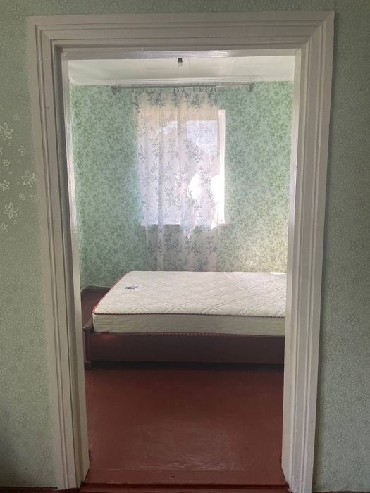 Продам дом в селе  Казначеевка