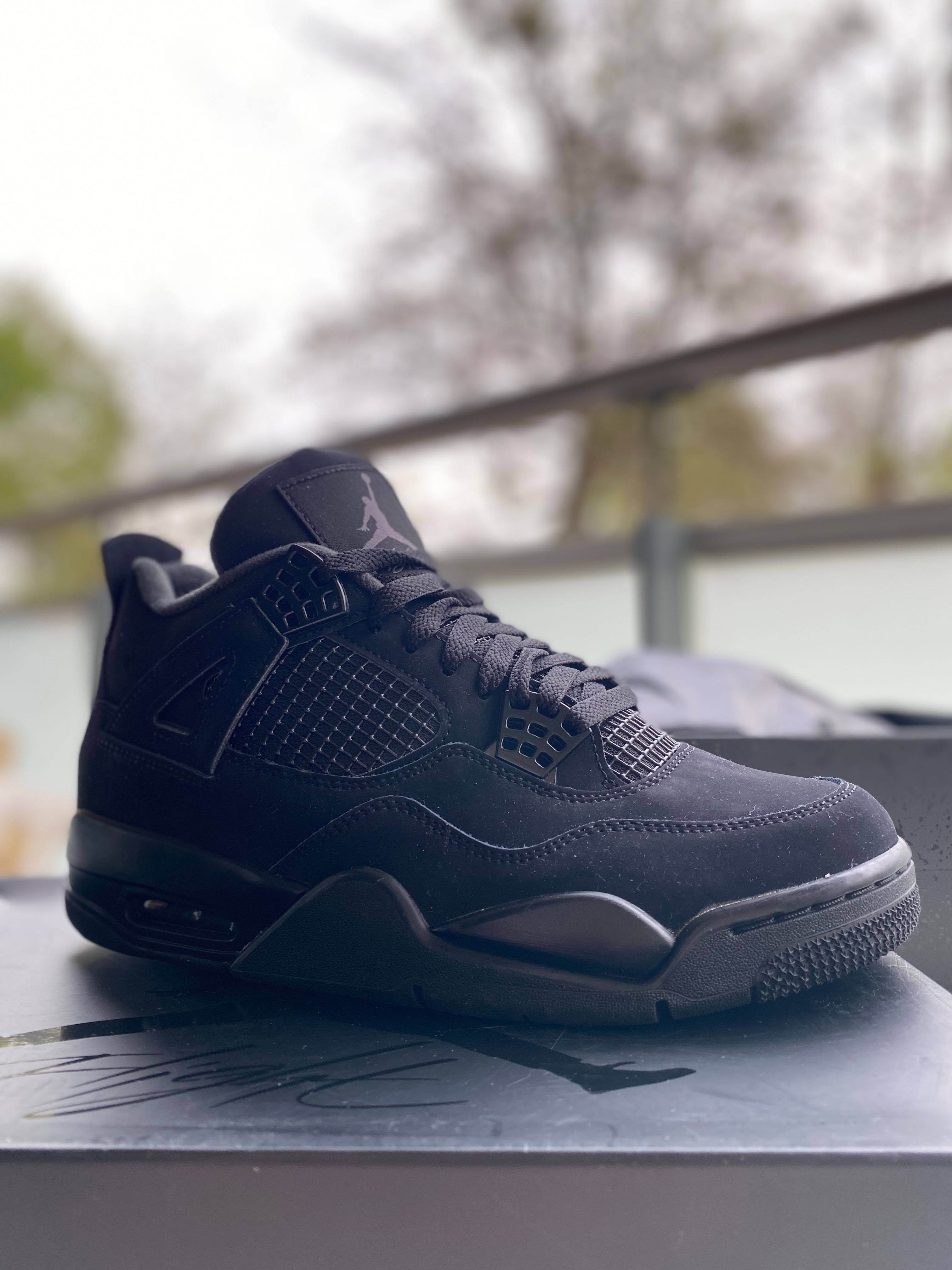 Nike Air Jordan 4 Black Cat