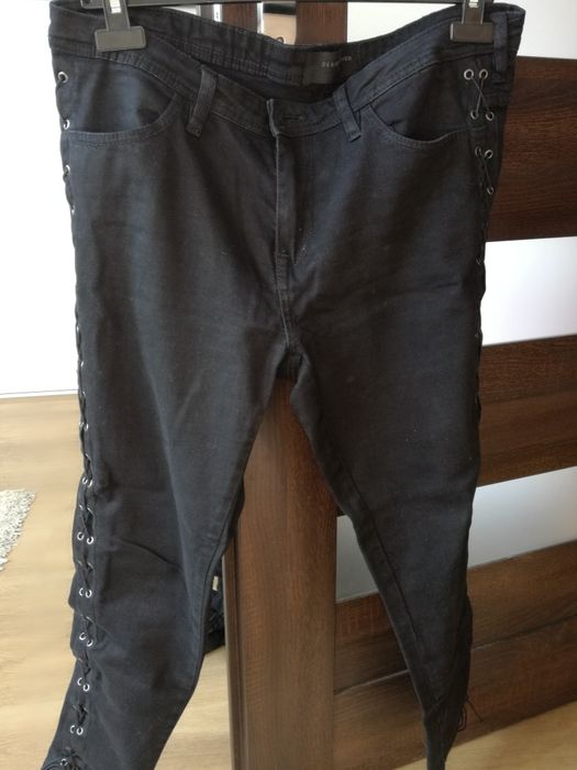 Spodnie czarne Denim Reserved 42