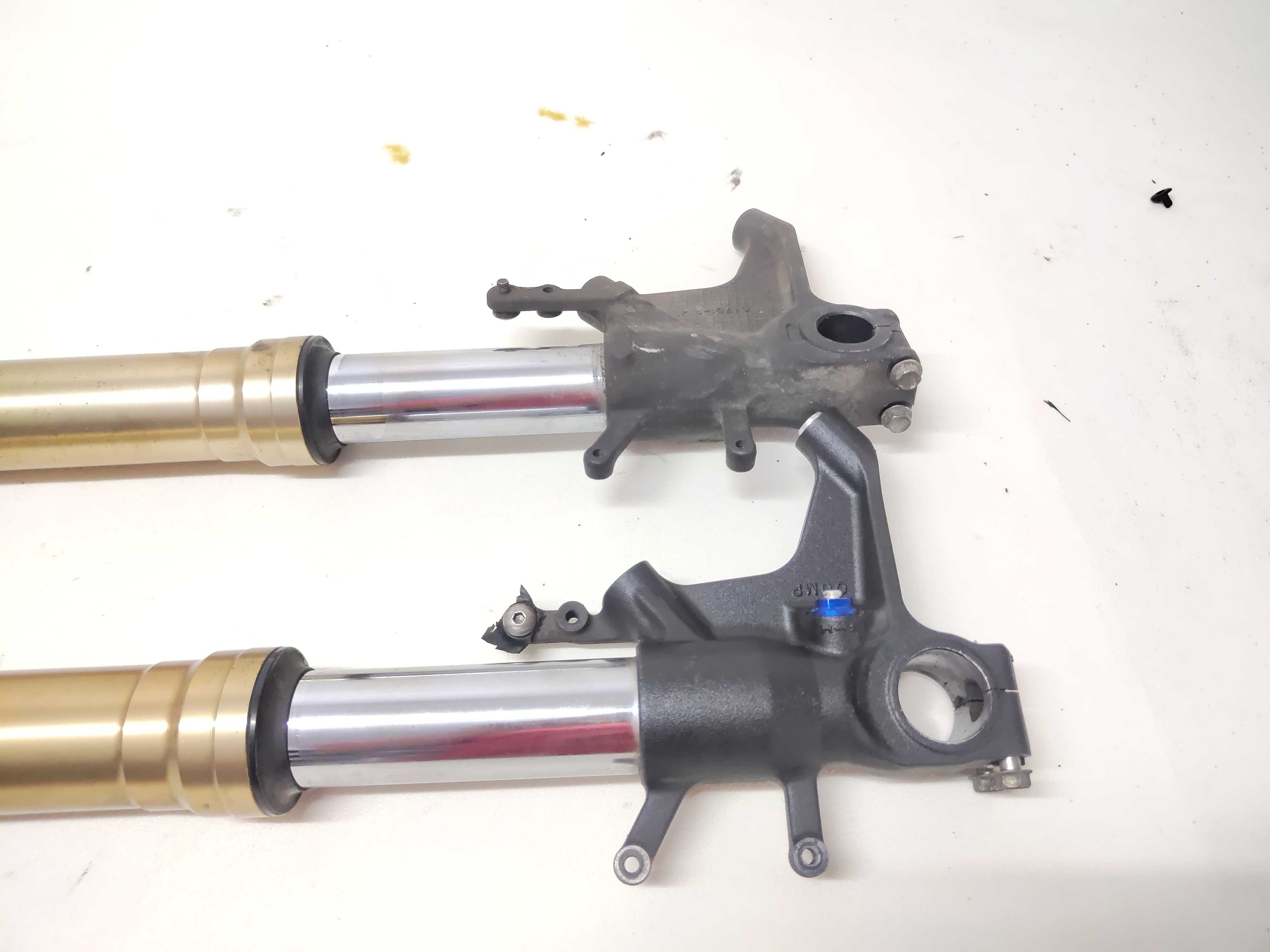 SUZUKI GSX-R GSXR 600 K6 K7 Lagi Zawieszenie Przednie Przód