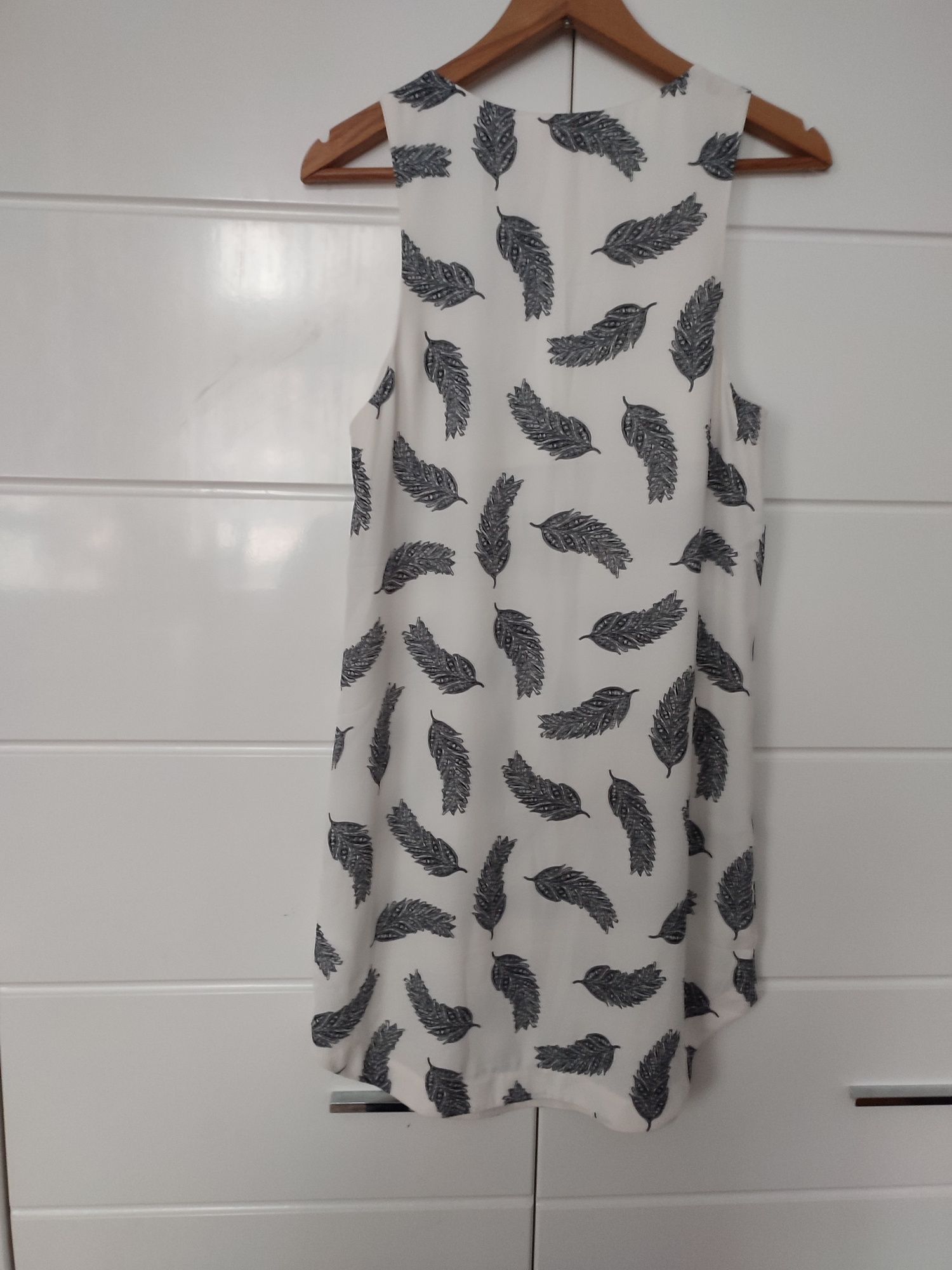 Piękna sukienka tunika w liście rozmiar 36 H&M