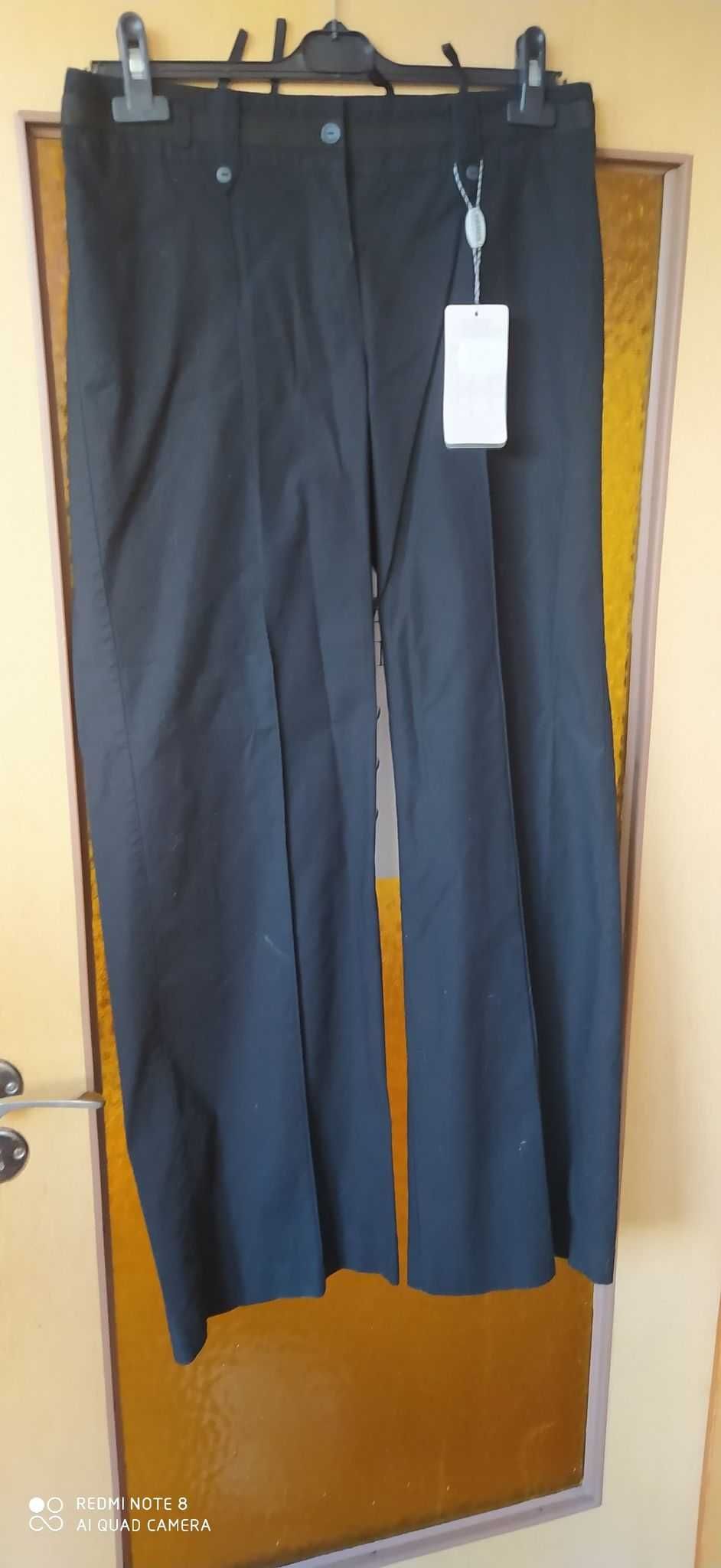 Spodnie czarne matowe rozmiar 40-42
